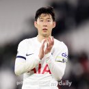 손흥민이 EPL 올해의 선수상 후보 12위라고?"…'득점왕 후보+도움왕 후보'의 평가절하, 1위는 누구 이미지