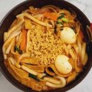국물떡볶이 레시피 밀떡볶이 라볶이 만들기 옛날떡볶이 양념 소스 분식 이미지