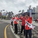 정발장군 동상 앞 이미지