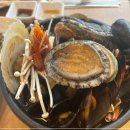 속초팔도전복해물뚝배기 이미지