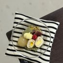 어 페일 블루닷 이미지