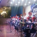 중앙 무대 이미지