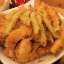 맛있는 떡볶이와 튀김 이미지