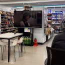 편의점 블루스 이미지