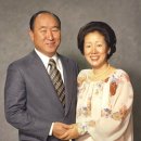 가정에서 사랑이 싹터 / 家庭において愛が芽生える / The family gives birth to the love 이미지