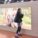 데일리룩 추천 아페쎄 신상 가방 Le Neige + 데미룬토트 후기! 더현대 서울 팝업에서 만나보세요.