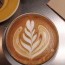 커피화이트컵 이미지