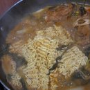 가마솥뚝배기 이미지