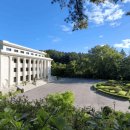 경희대학교 평화복지대학원 이미지