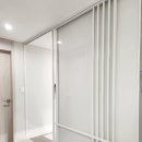 더블유펫 | 🚪 대구 수성 범어 더블유 아파트 원슬라이딩 현관 중문 제작 시공. [대구현관중문/ 이원 현관중문]