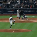[NYY vs BOS]보스턴 벤치로 들어가서 잡는 맥맨의 미친 캐치 ㄷㄷㄷㄷㄷ.gif 이미지