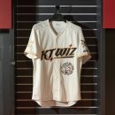 안현민 신인왕 기념 유니폼 뜸 이미지