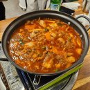 닭꿉는남자 | 다사 닭도리탕 맛집 < 닭꿉는남자 > 장군치킨 문 닫을때 가는 술집