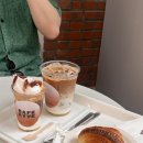 카이브2 | [신사/가로수길] 가로수길 야외 테라스가 있는 카페 ‘카페 카이브 KYVE’ 사진 맛집