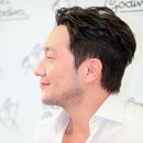 진짜 수컷 느낌난다고 여자들이 요새 환장하는 남자 배우 이미지