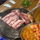 진짜무쇠솥뚜껑삼겹살 상돈 이미지