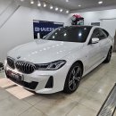 투맨카 서비스 | BMW 6GT 루프 랩핑 | 3M 2080 유광 블랙으로 완성한 프리미엄 드레스업