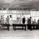 평화의 탁자 이미지