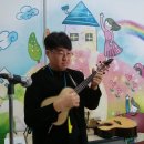 우쿨렐레 이미지