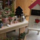 원목테이블+스툴,원목벤치,미니입간판(핑크지붕),아기자기한소품 정리중 이미지