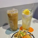 노원-공릉-3240 | [공릉역 카페 오어낫] 낮엔 카페, 저녁엔 하이볼 술집! 데이트하기 좋은 카페 🏁💙