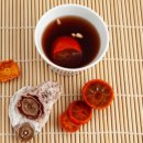 🍵 수정과, 알고 마시면 깊어진다 ② — 금값이던 계피, 그리고 한 잔의 보약 ( 대항해 시대 바닷길부터...