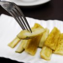 하늘과 소나무 이미지