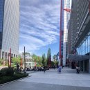 주식회사지아이온 | MZ세대가 열광한 더현대서울 뉴진스팝업 후기!