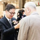 두발로 이미지