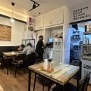 미소짓는 돈까s집 이미지