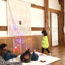 꽃과 한옥 이미지