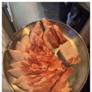 솥뚜껑 삼겹살 이미지