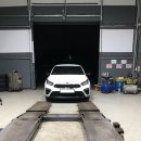 골든렌치 셀프정비소 | 골든렌치 셀프정비소에서 엔진오일 교체하기