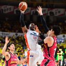 전자랜드 앞 이미지