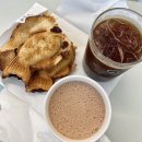 부산 문현동 카페 BIFC 근처 가성비 좋은 커먼커피 붕어빵 디저트 맛집