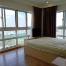 Happy Valley 이미지