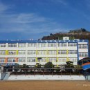 용트림 공중화장실 | 거제도 계룡산 산행 566m : 시원한 바다 포로수용소잔해의 섬산행지