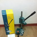 샌드스코쳐,f350바디+cc01,록버스터+그리핀,스틸휠+토마호크 타이어,파라독스 모터,프로라인타이어+험머휠,하이럭스샤프트,드릴스텐드,토이스타 콜트 판매합니다 이미지