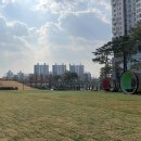 시립중앙도서관 열린광장 이미지