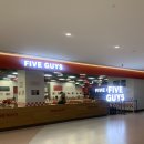 더바디샵갤러리아 | 광교 갤러리아 무신사 매장 25년 5월의 방문기 feat.fiveguys(먹매장과 입매장의 가까움 그 놀라움에 대해)