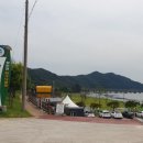 강변 태양광발전소 이미지