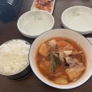 얼리 블랙프라이데이, 아울렛, 코치, 폴로, 판도라, 라포레, 졸리비 치킨, 파블로 두바이 초콜릿 타르트