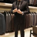 닥스하우스 | 닥스 남성 프리미엄 맞춤 정장 남자 예복 현대 판교점 매장에서 피팅