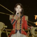 아이유 에잇 콘서트 라이브클립 이미지