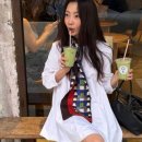 여유로운 아침의 클래식 산책 코스모폴리탄