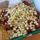 우수수 | [강릉 먹거리] 옥수수를 우수수 올려주는 맛집 강릉 닭강정 내돈내산 후기