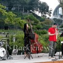 숲속버스킹 이미지