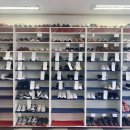 깨끗한 운동화 이미지