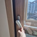 새터로 | 거실 샷시 창문 잠겨서 안열릴 때 핸들 손잡이 수리 후기