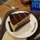 할리스커피숍 이미지
